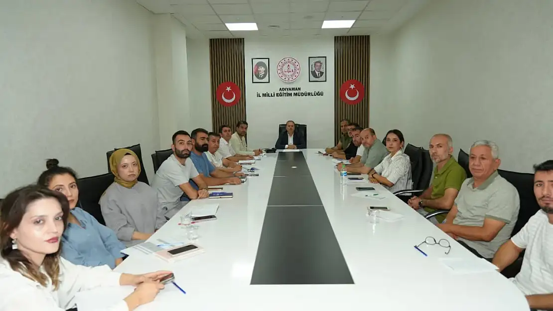 Adıyaman'da da Eğitim alanındaki okul inşaatları ve onarım çalışmaları değerlendirildi