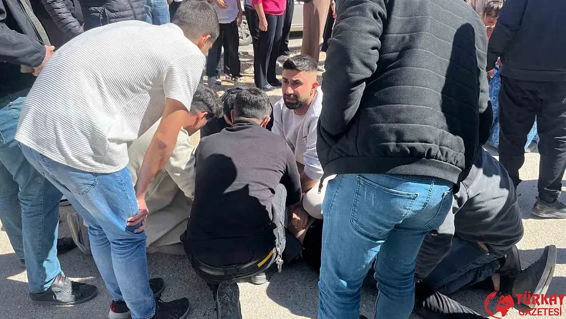 Adıyaman'da devrilen motosikletteki 2 kişi yaralı
