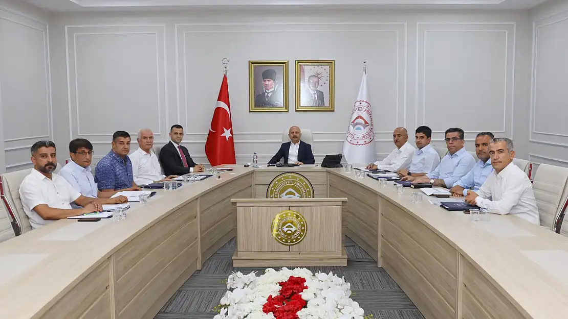 Adıyaman'da Kırsal kesime yönelik alt ve üstyapı hizmetleri değerlendirildi