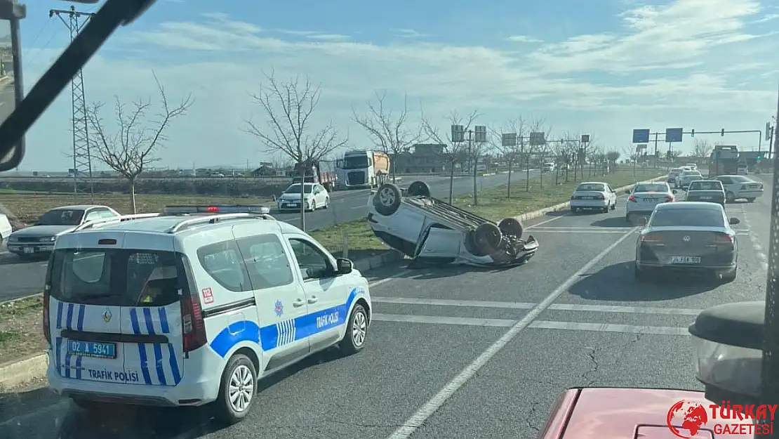 Adıyaman'da otomobil takla attı: 1 yaralı