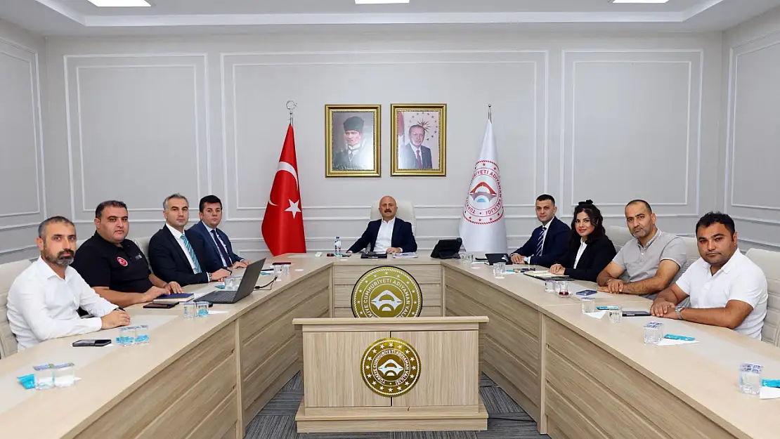 Adıyaman'da vali yardımcıları değerlendirme toplantısı gerçekleştirildi