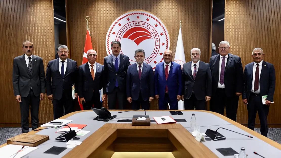 Adıyaman heyetinden Tarım ve Orman Bakanı Yumaklı'ya ziyaret
