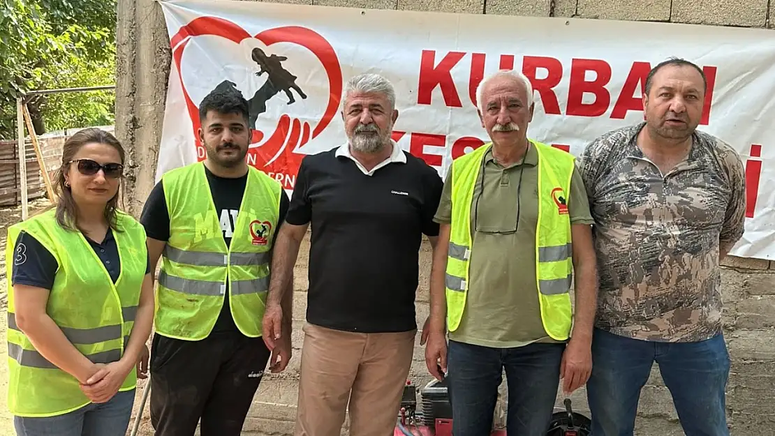 Adıyaman Yetimler Derneği bu bayramda yüzleri güldürdü
