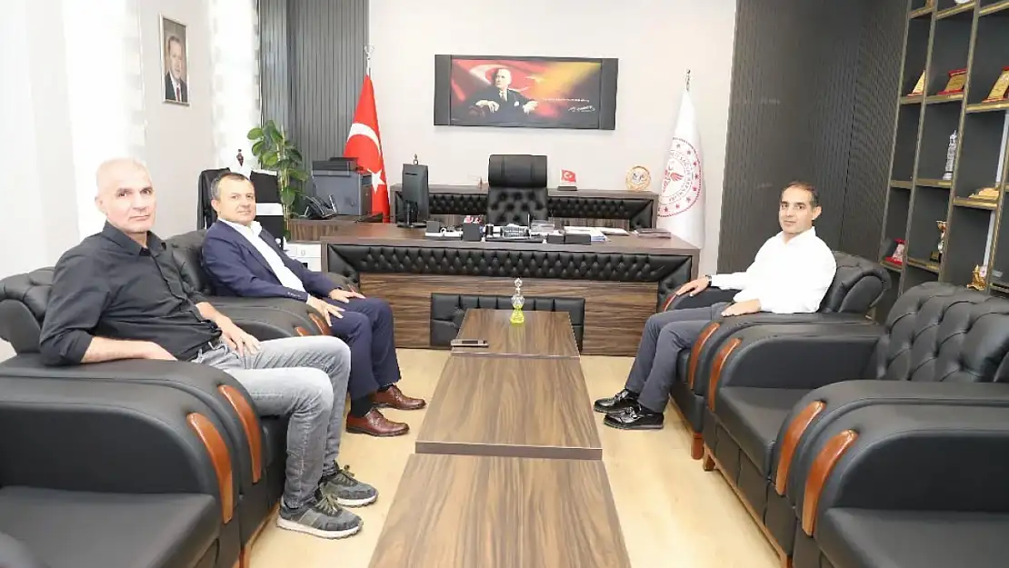 Albay Hikmet Uz'dan İl Sağlık Müdürü Şirik'e veda ziyareti