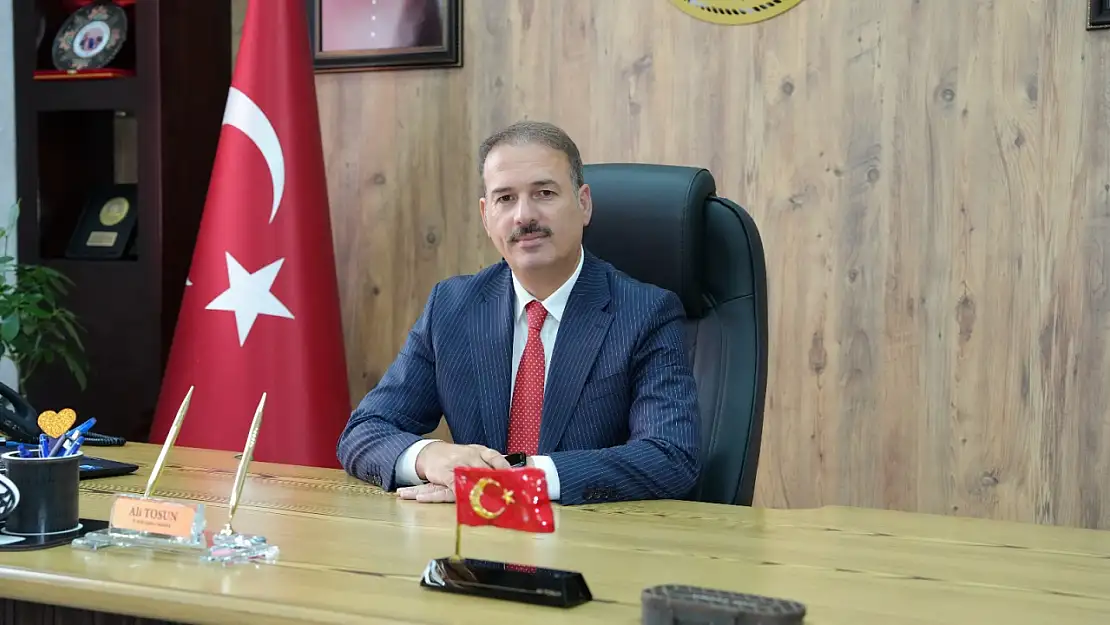 Ali Tosun'dan Anneler Günü mesajı