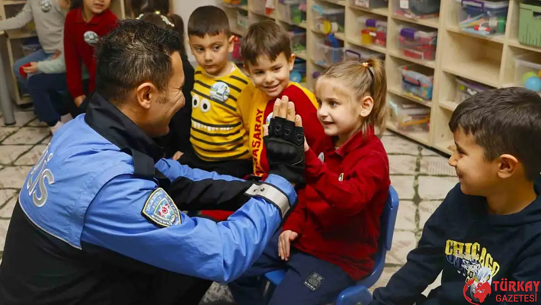 Anaokulu öğrencilerine bilgi verildi