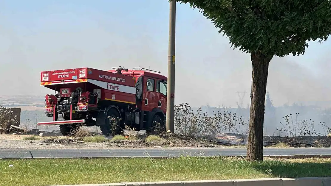 Anız yangını bahçeye sıçradı