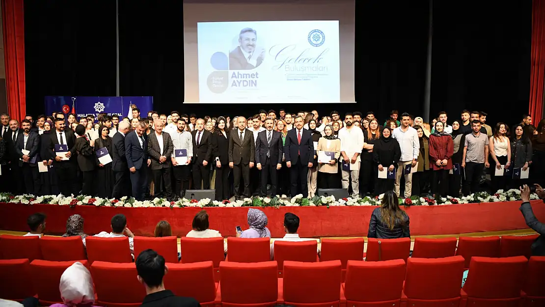 Bakan Yardımcısı Aydın, MTÜ'de Gelecek Buluşmaları Programına Katıldı