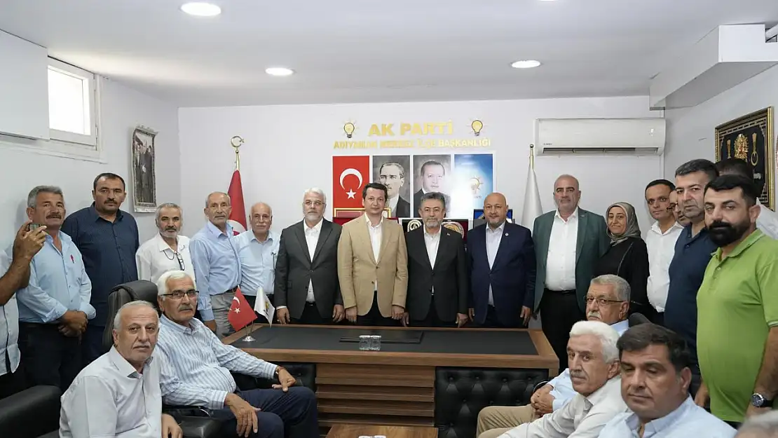 Bakan Yumaklı'dan AK Parti İl Başkanlığına ziyaret