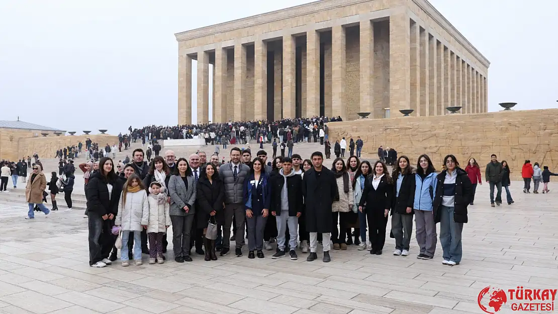 Başarılı öğrenciler 'geleceğimi planlıyorum' projesi kapsamında Ankara'da