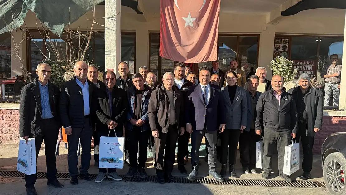 Başkan Yıldırım muhtarlarla ve Kent konseyi üyeleriyle bir araya geldi