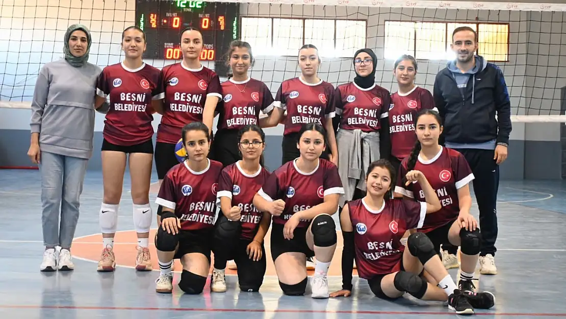 Besni'de Voleybol grup müsabakaları tamamlandı