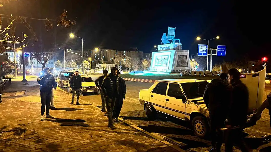 Besni'de zincirleme trafik kazası