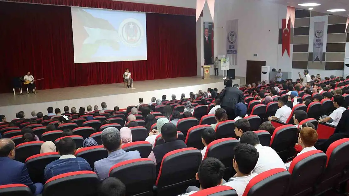Besni İmam Hatip Ortaokulu'ndan Kudüs temalı şiir dinletisi
