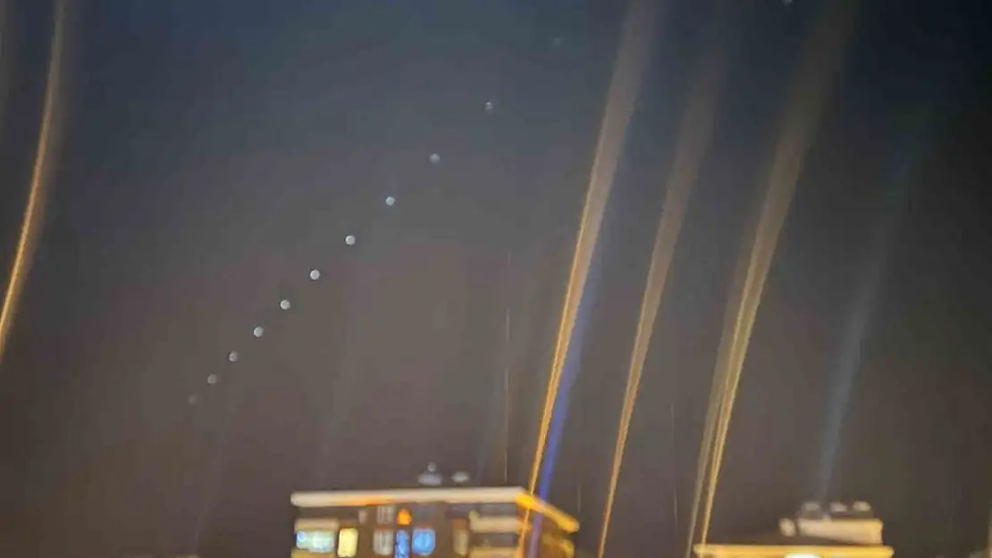 Besni semalarında starlink uyduları görüntülendi