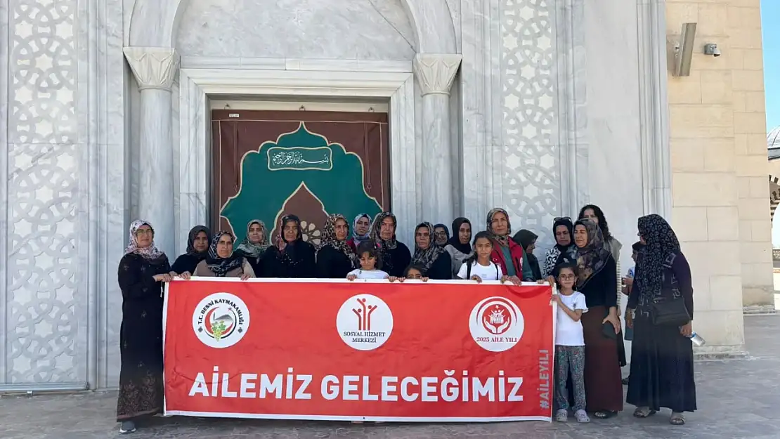 Besnili depremzede annelerden Sahabe'ye ziyaret