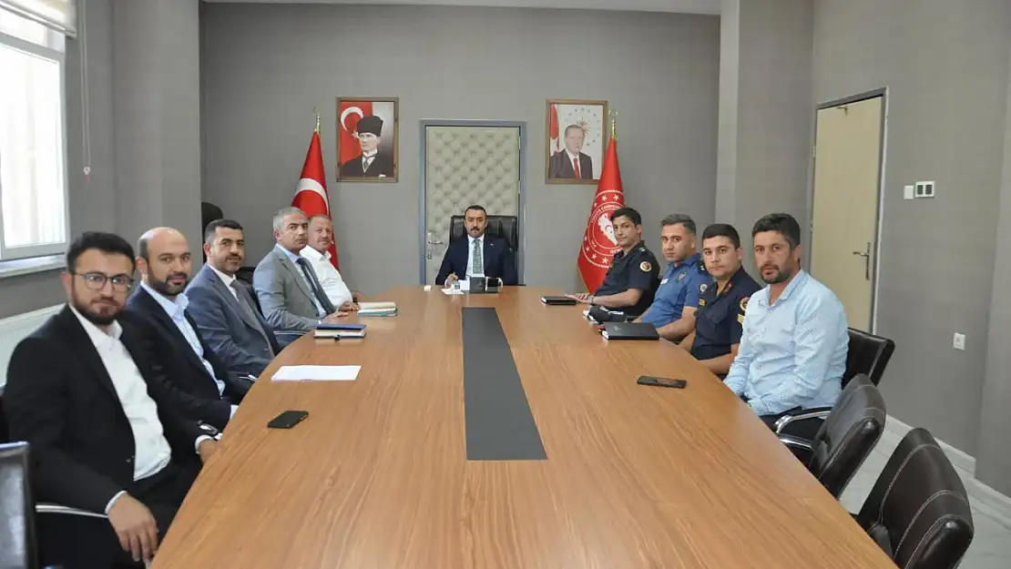 Çelikhan'da 15 Temmuz Demokrasi ve Milli Birlik Günü toplantısı gerçekleştirildi