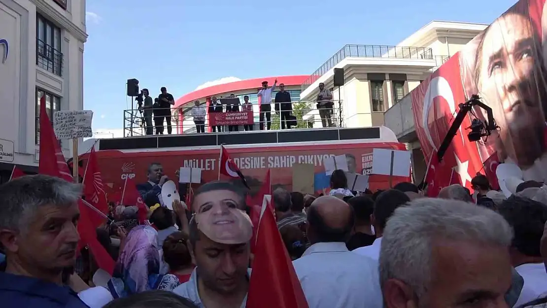 CHP Genel Başkanı Özel: 'Abdurrahman Tutdere suçsuzdur, namusumuz kadar kefiliz'