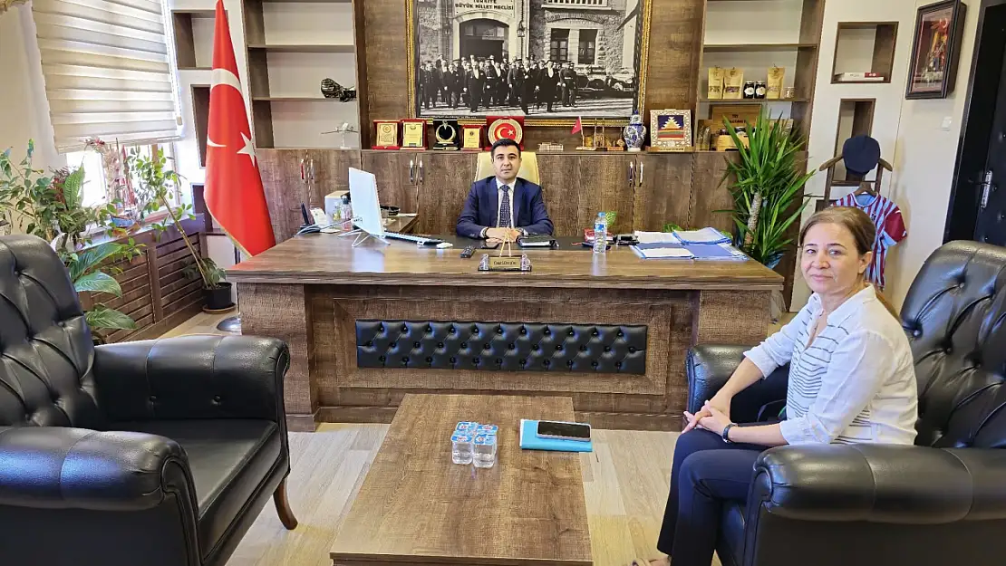 Dekan Sabbağ'dan Kaymakam Güngör'e ziyaret