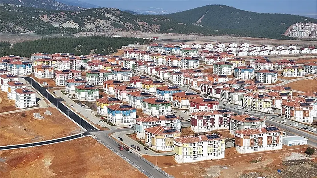 Devletten 3 çocuklu ailelere ve gençlere yeni sosyal konut kampanyası