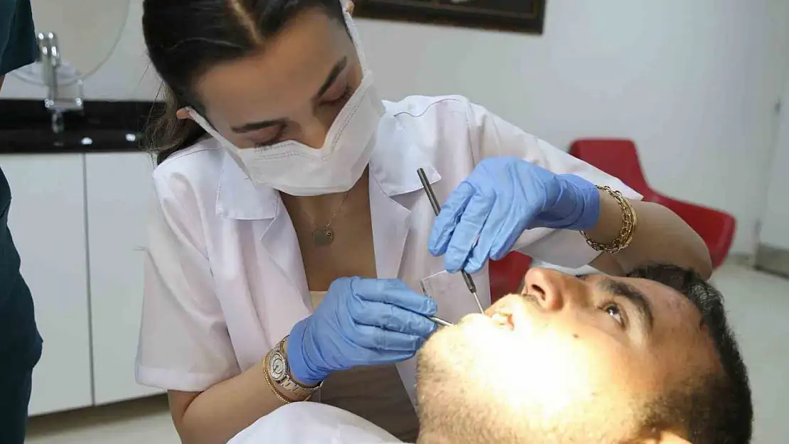 Dt. Gökdurmuş'tan diş çürüklerine karşı önemli uyarı