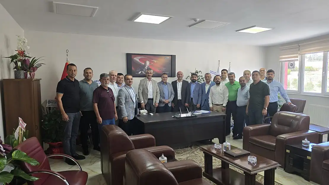 Eğitim Bir Sen ve Memur Sen Heyetinden SGK il müdürü Çelik'e ziyaret