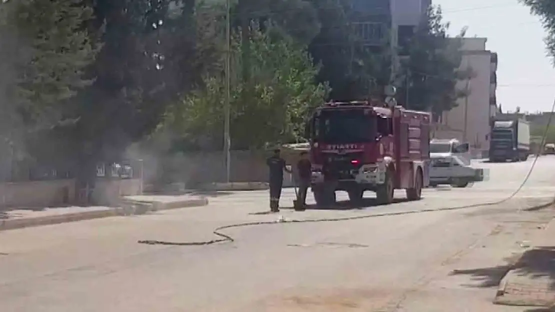 Adıyaman'da 45 derece sıcağa elektrik hattı dayanamadı