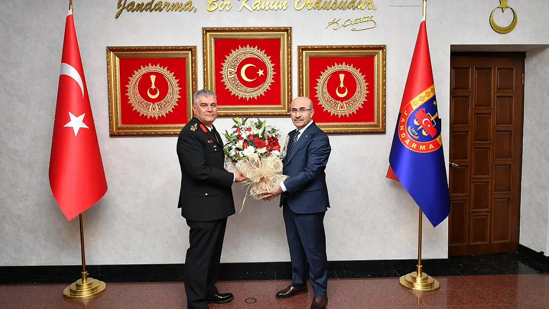 Emniyet Genel Müdürü Demirtaş'tan Orgeneral Çardakcı'ya ziyaret