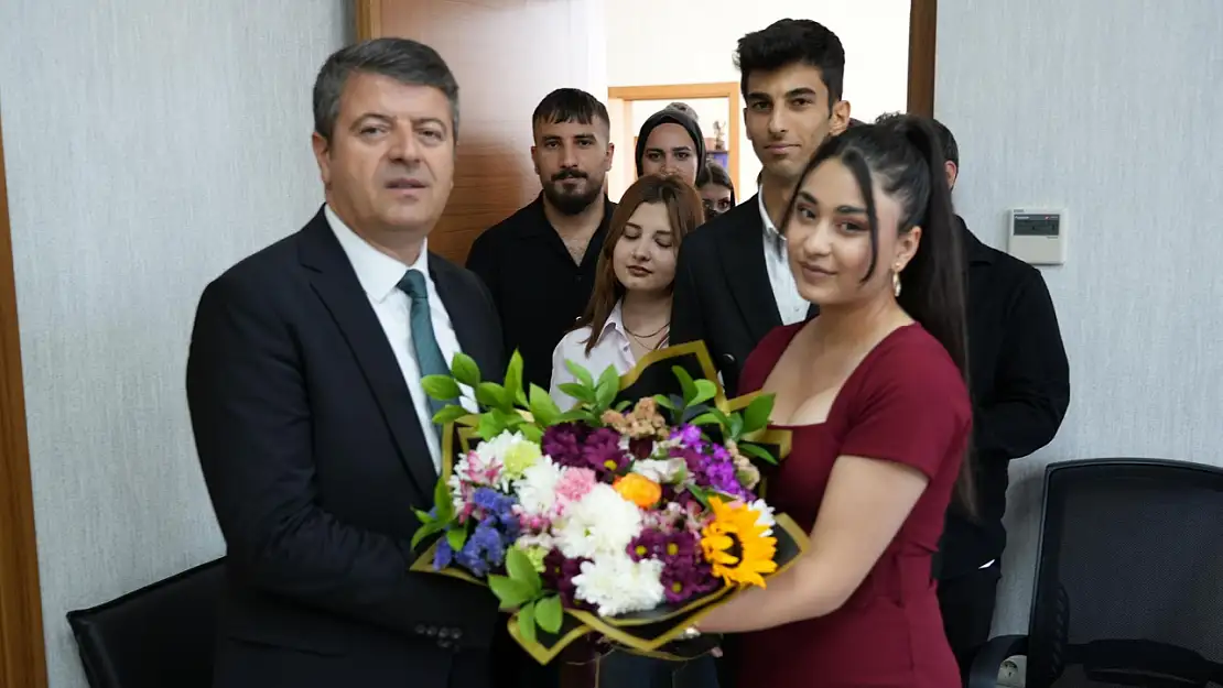 Gençlik meclisinden başkan Tutdere'ye 19 Mayıs ziyareti