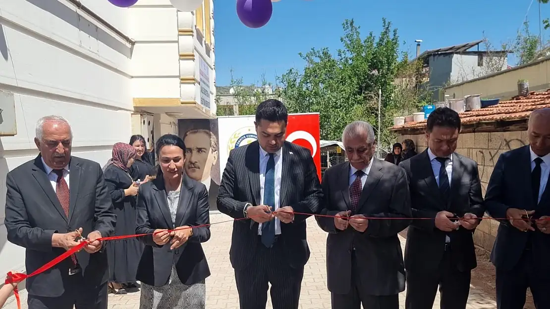 Gölbaşı Aile Destek Eğitim Merkezi kursiyerlerinden sergi