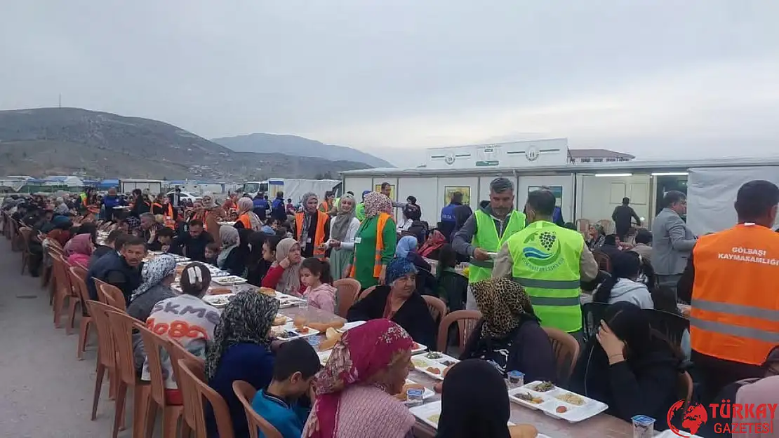 Gölbaşı Belediyesinden iftar yemeği