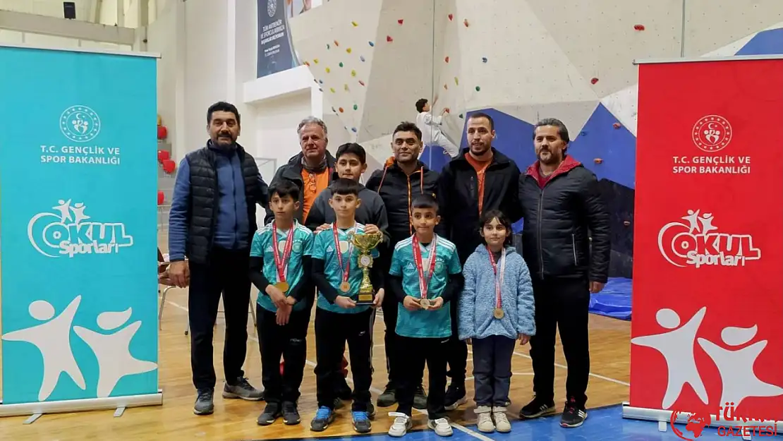 Gölbaşı Cumhuriyet Ortaokulu sportif tırmanışta il şampiyonu oldu