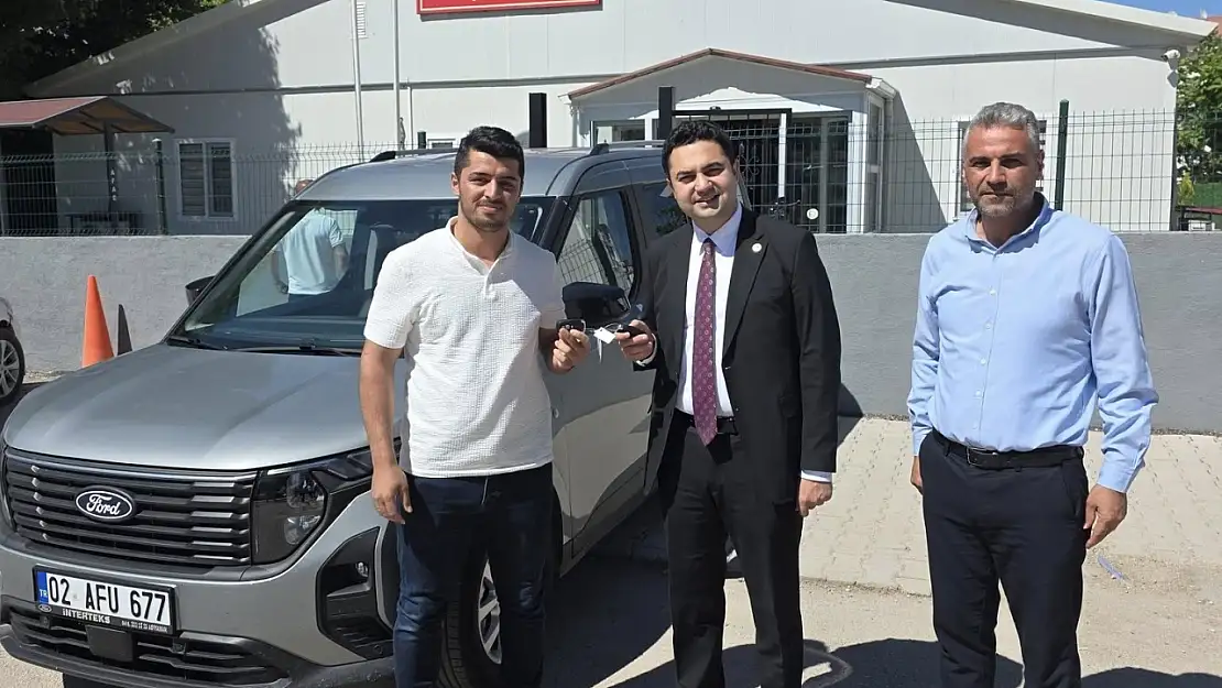 Gölbaşı İlçe Tarım ve Orman Müdürlüğüne araç hibesi