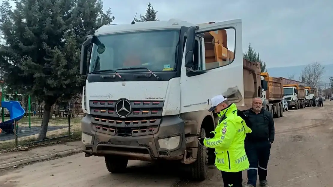 Gölbaşı'nda ağır tonajlı araçlara denetim