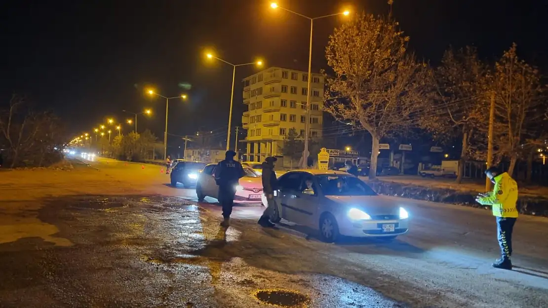 Gölbaşı'nda Asayiş, Trafik ve Huzur Uygulaması yapıldı