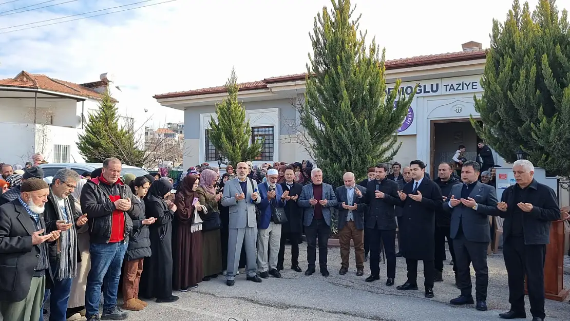 Gölbaşı'nda vatandaşlar dualarla kutsal topraklara yolcu edildi