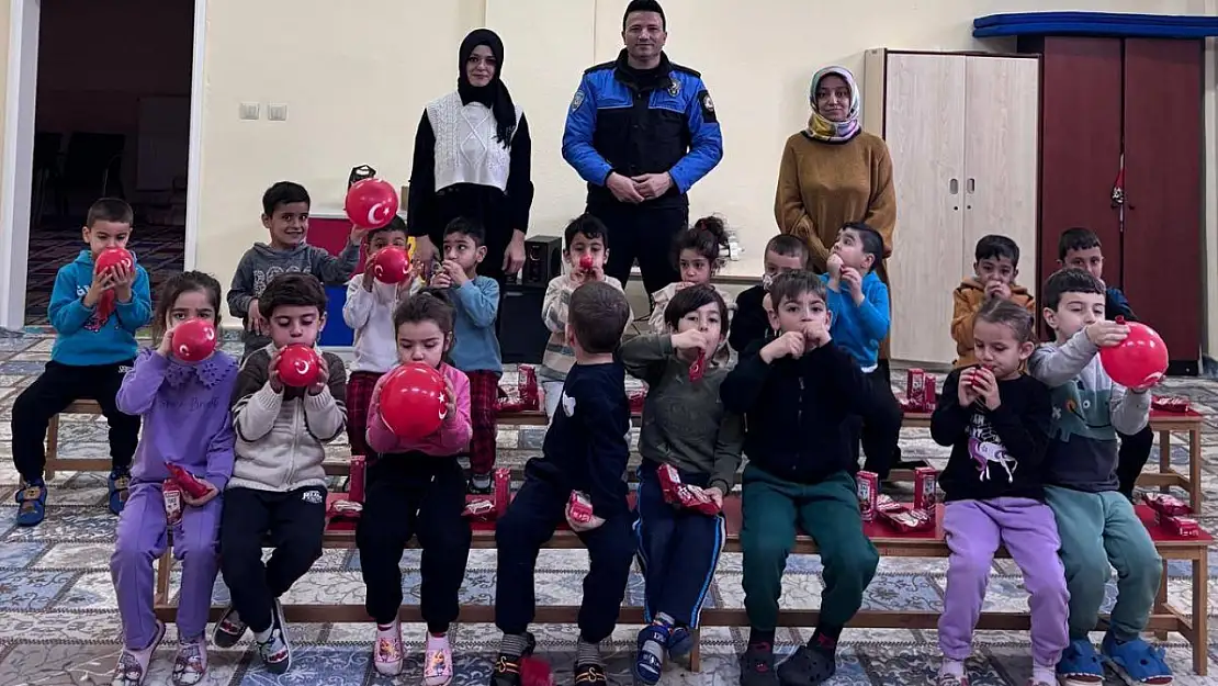 Gölbaşı Polisinden anaokulu öğrencilerine bilgilendirme