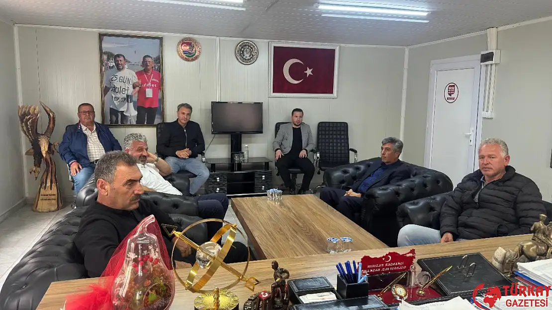 Gölbaşılı Esnaflardan Başkan Yıldırım'a ziyaret