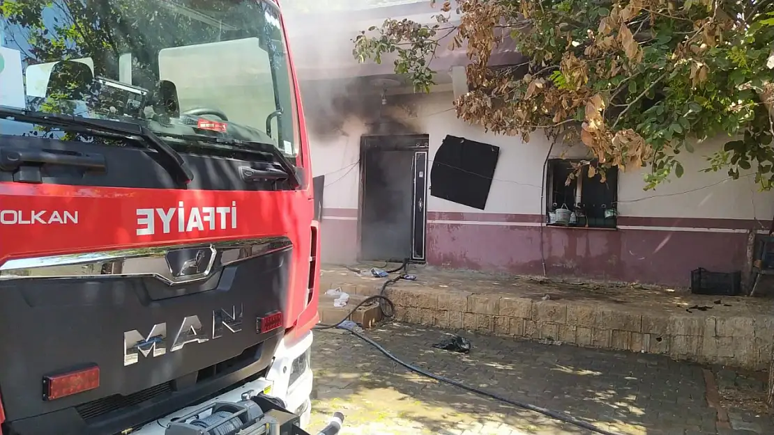 Haliliye'de müstakil evde yangın