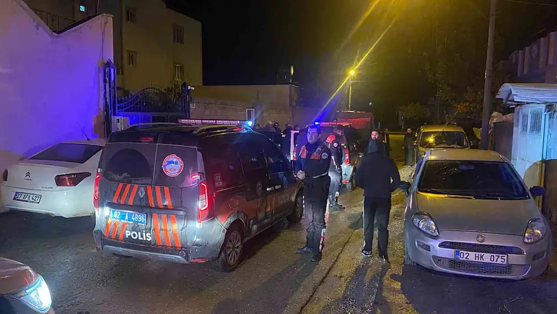 Adıyaman'da horoz dövüşüne baskın: 6 kişi gözaltına alındı