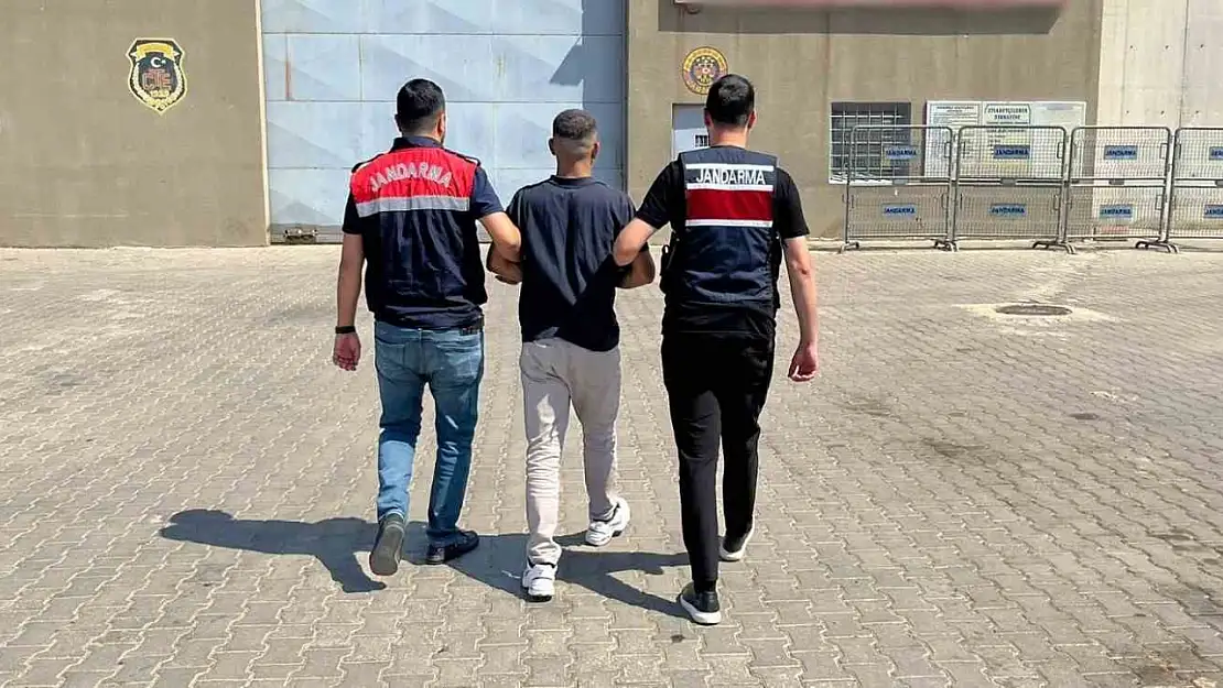 Husumetlilerini bıçakla yaralayan şahıs tutuklandı