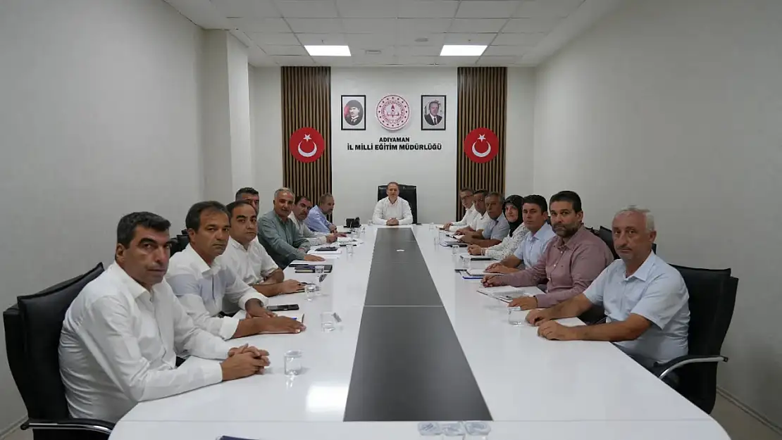 İl Müdürü Tosun başkanlığında haftalık değerlendirme toplantısı gerçekleştirildi