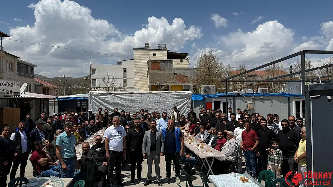 İş İnsanı Çiçek Gölbaşı Oda başkanlığına aday oldu