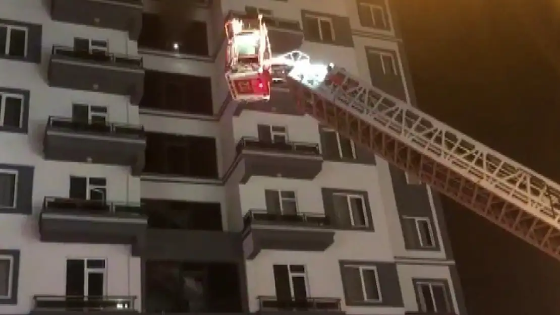 Kahramanmaraş'ta dairede çıkan yangın korkuttu