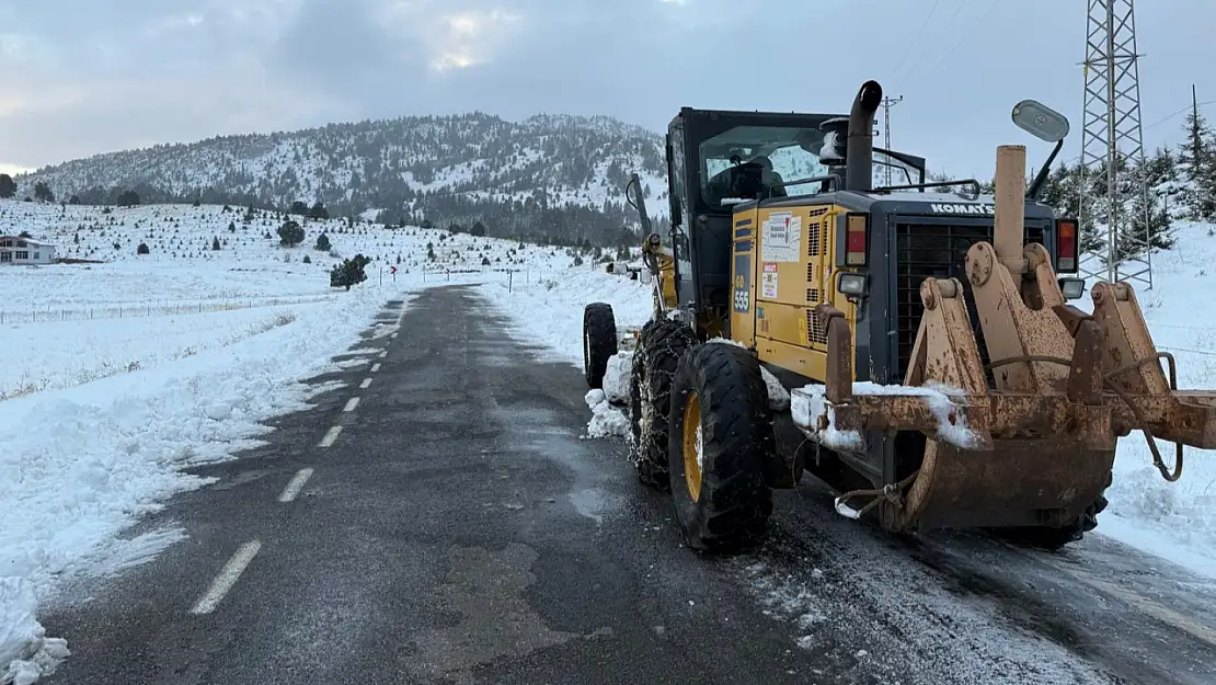 Kahramanmaraş'ta Kar Yağışı Sonrası 203 Mahalle Yolu Ulaşıma Açıldı