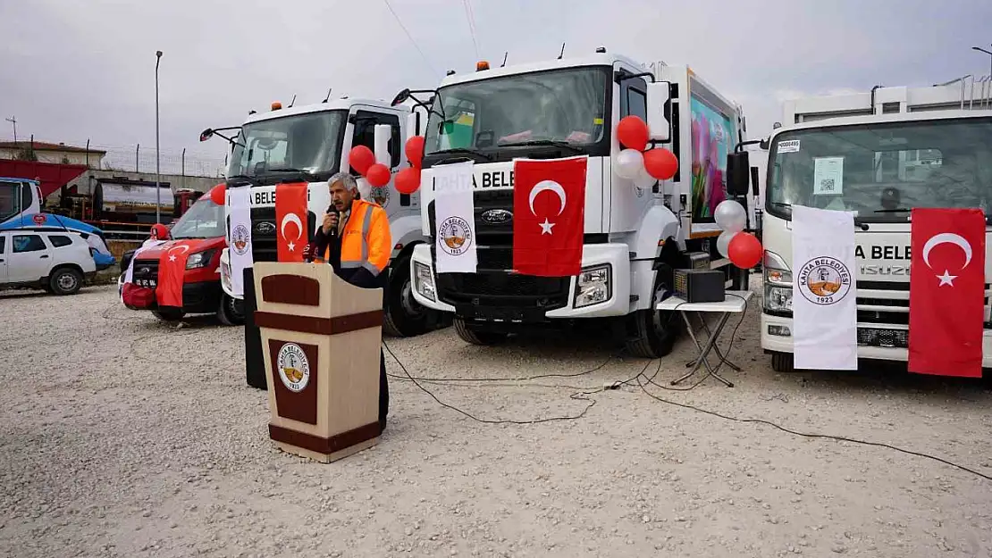 Kahta Belediyesi, hizmet kalitesini yeni araçlarla artırıyor