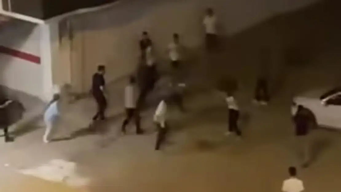 Kahta'da iki grup arasında Baltalı, Sopalı kavga