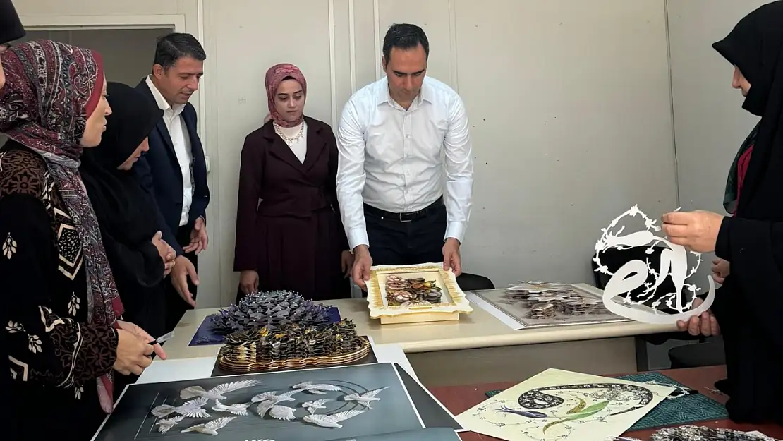 Kaymakam Artar Aile Destek Merkezini ziyaret etti