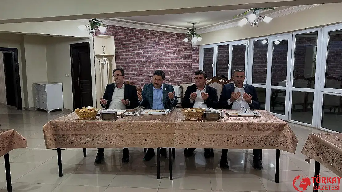 Kaymakam Bozkurtoğlu kurum çalışanlarıyla iftar sofrasında buluştu