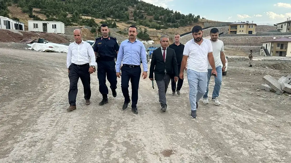 Kaymakam Pelvan Yeşiltepe Köyü Kırsal Afet Konutlarını inceledi